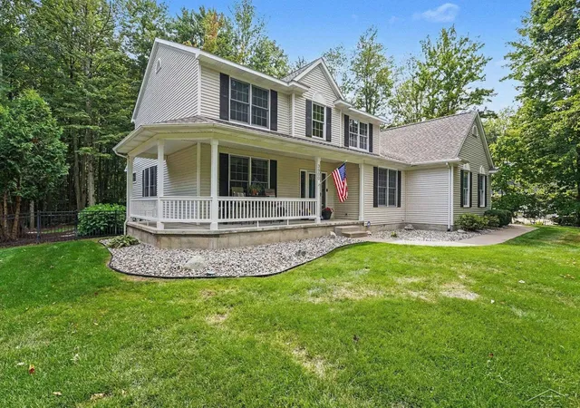 Photo 3 of Single family home for sale at 3900 Morel Ct, Midland, MI 48642 | MLS# 50219865 | Listing updated on 2026-09-13