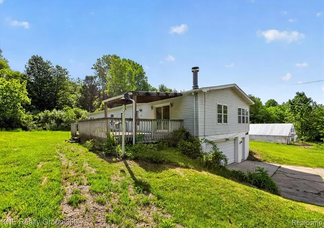 Homes for sale in Columbiaville, MI | 4884 Piersonville Rd, Columbiaville, MI 48421 | MLS# 61000892