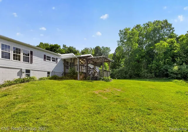 Homes for sale in Columbiaville, MI | 4884 Piersonville Rd, Columbiaville, MI 48421 | MLS# 61000892