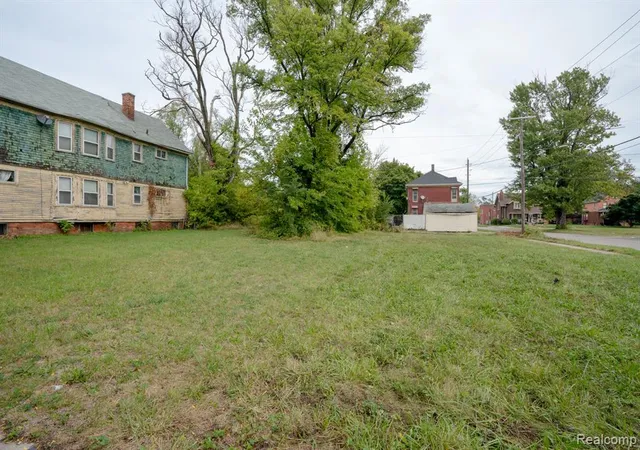 4th image of 6913 Benson St, Detroit, MI 48207 | MLS# 60940354