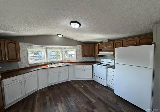2nd image of 55 E Riling St, Gwinn, MI 49841 | MLS# 50219415