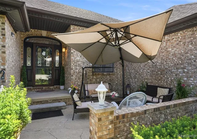 Photo 3 of Single family home for sale at 6786 Jasmine Dr Dr, Troy, MI 48098 6914 | MLS# 61025516 | Listing updated on 2026-09-12