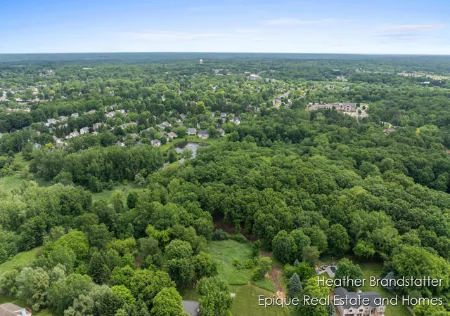 16th image of 4323 Woodside Oaks Dr, Grand Rapids, MI 49546 | MLS# 70399798