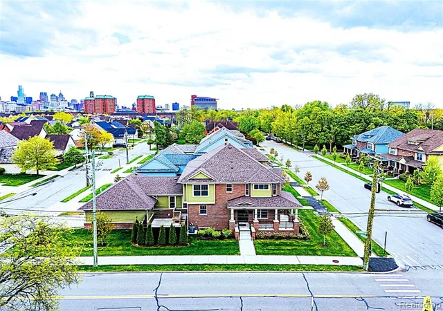 Listing Photo 2 - Condo for sale in building located at 1361 Canfield St, Detroit, MI 48208