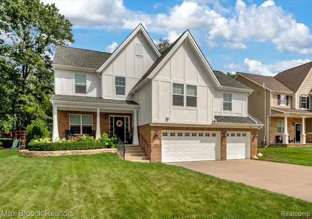 Photo 3 of Sale Pending at 417 Napa Valley Dr, Milford, MI 48381 1054 | MLS# 61023433 | Listing updated on 2026-09-16