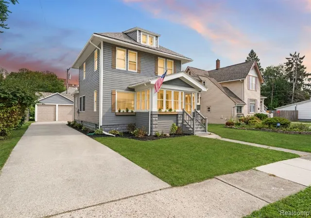 Photo 1 of Sale Pending at 130 Gallup St, Mount Clemens, MI 48043 | MLS# 61021976 | Listing updated on 2026-09-03