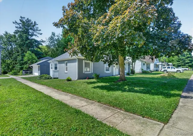 Homes for sale in Redford, MI | 24827 Puritan, Redford, MI 48239 | MLS# 61002134