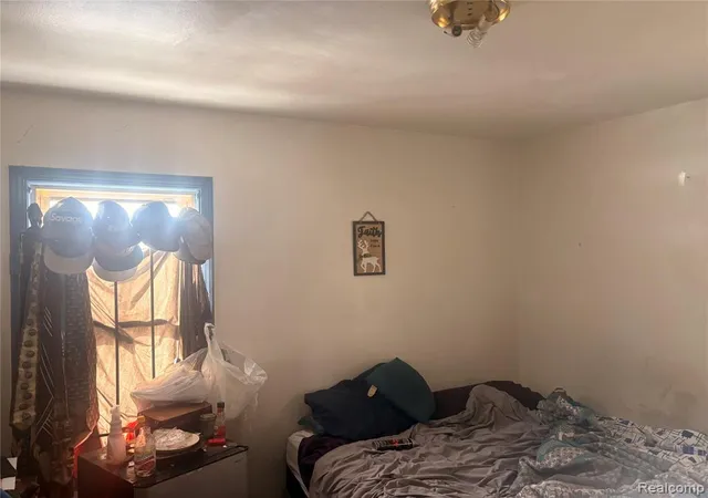 3rd image of 14035 Kentfield St, Detroit, MI 48223 | MLS# 60982256