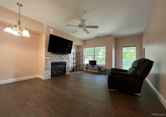 2nd image of 1279 Lakeshore Park Pl #Elm Building, Unit 2A, Marquette, MI 49855 | MLS# 50219549