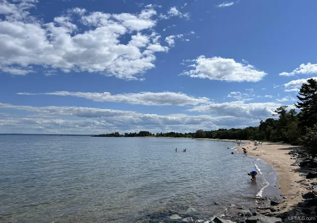 2nd image of 1279 Lakeshore Park Pl, Marquette, MI 49855