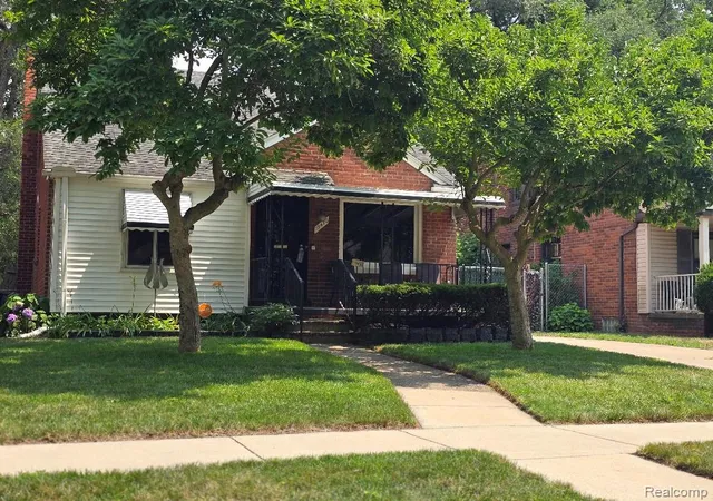 Photo 1 of Sale Pending at 19470 Grandville Ave, Detroit, MI 48219 2132 | MLS# 61015457 | Listing updated on 2026-08-29