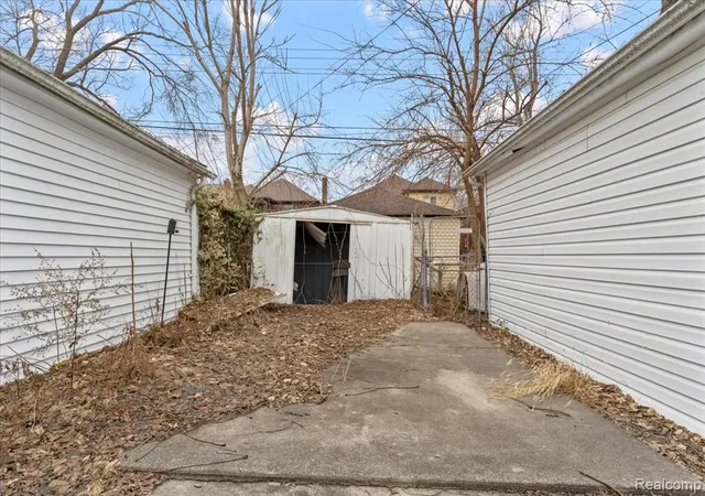 30th image of 18623 Roselawn St, Detroit, MI 48221 | MLS# 60974125