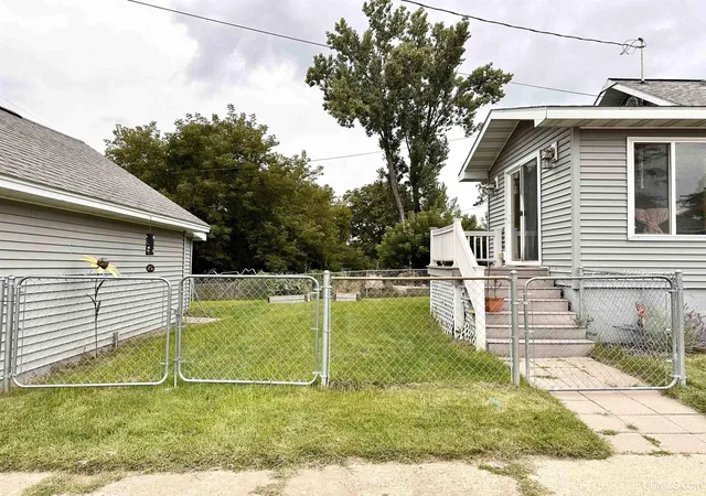Homes for sale in Kingsford, MI | 301 Cleveland Ave, Kingsford, MI 49802 | MLS# 50187553