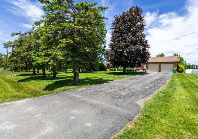 Homes for sale in Richmond, MI | 37275 31 Mile Rd, Richmond, MI 48062 | MLS# 50210905