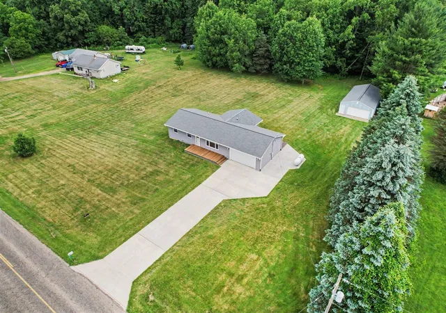 Photo 4 of Sale Pending at 14369 A Dr, Marshall, MI 49068 | MLS# 70540505 | Listing updated on 2026-07-27