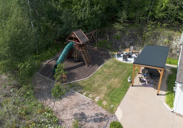 56th image of 840 E Orianna Dr, Marquette, MI 49855 | MLS# 50217883