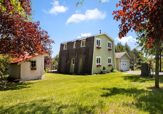 Homes for sale in Cedar, MI | 9477 S Cedar Rd, Cedar, MI 49621 | MLS# 80068408