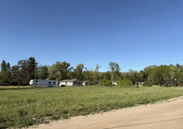 Photo 2 of Land for sale at Lot 27,28 N Clare Ave, Harrison, MI 48625 | MLS# 50197539 | Listing updated on 2026-09-25
