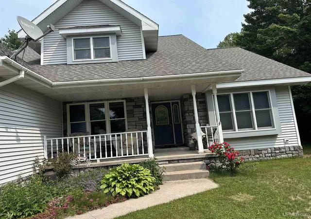 2nd image of 1411 Copper Dr, Hancock, MI 49930 | MLS# 50219523