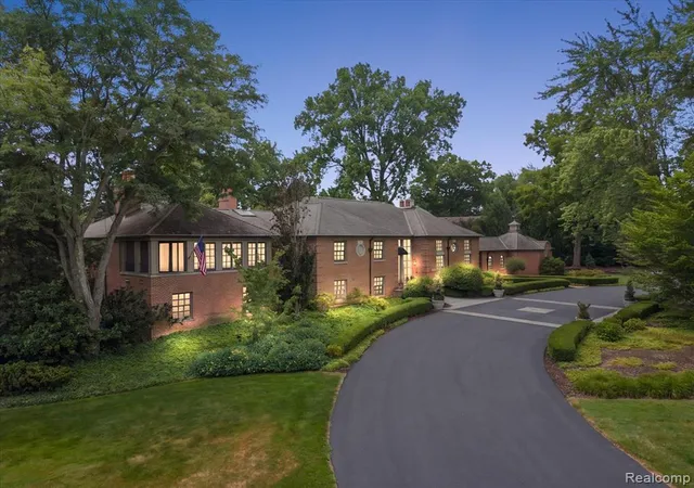 2nd image of 7115 Old Mill Rd, Bloomfield Hills, MI 48301 | MLS# 61018163