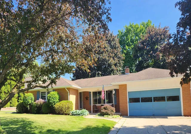 3rd image of 540 Fairlane Dr, Alma, MI 48801 | MLS# 80069119