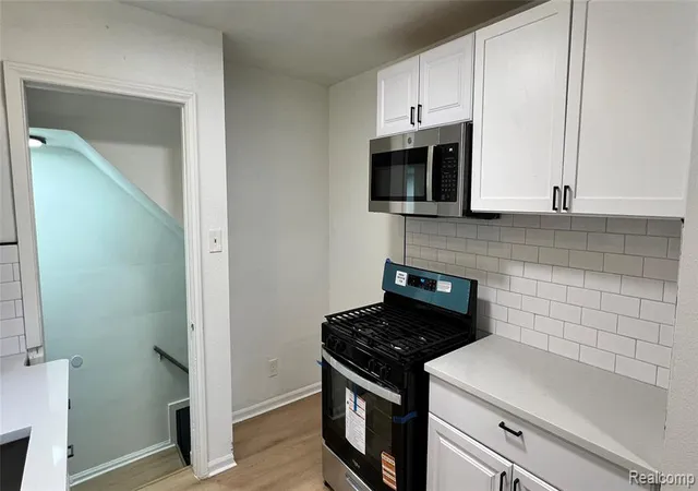 5th image of 19546 Fairport St, Detroit, MI 48205 | MLS# 60994875