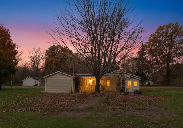 22nd image of 202 Overton St, Battle Creek, MI 49014 | MLS# 70503576