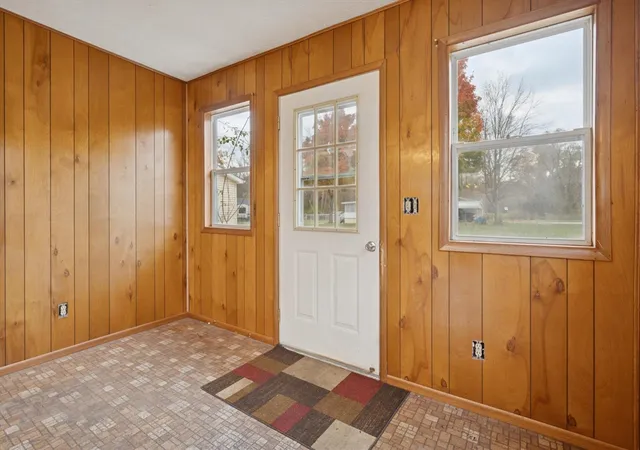 5th image of 202 Overton St, Battle Creek, MI 49014 | MLS# 70503576