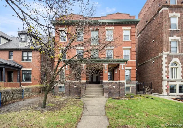 Homes for sale in Detroit, MI | 469 W Willis St #3, Detroit, MI 48201 | MLS# 60983841