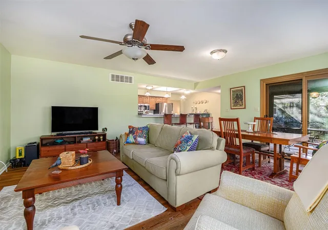 Homes for sale in Union Pier, MI | 15972 Prusa Rd, Union Pier, MI 49129 | MLS# 70544306