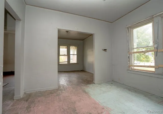 5th image of 7169 Holmes St, Detroit, MI 48210 | MLS# 60940318