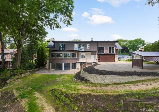 5th image of 44429 Harmony Ln, Belleville, MI 48111 2409 | MLS# 61006472
