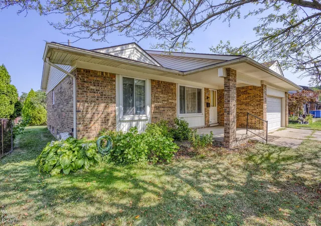 Photo 3 of Single family home for sale at 14223 Martin Rd Rd, Warren, MI 48088 | MLS# 50219801 | Listing updated on 2026-08-30