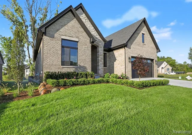 Photo 3 of Single family home for sale at 13834 Quail View Dr, Washington, MI 48094 | MLS# 61025978 | Listing updated on 2026-09-05