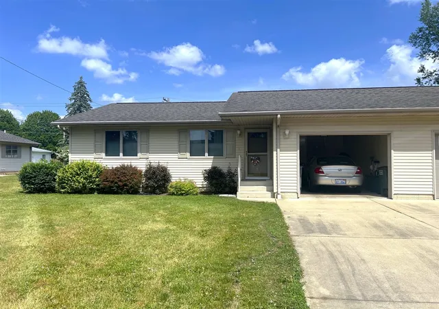 2nd image of 202 206 Farwell Ave, Sturgis, MI 49091 | MLS# 70539679