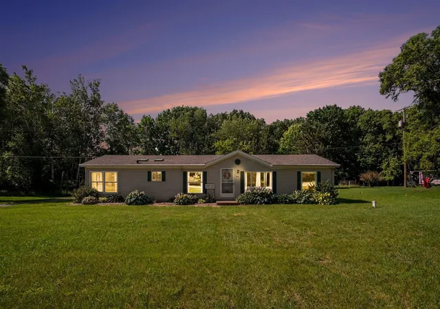 Homes for sale in Cedar Springs, MI | 342 W Cherry St, Cedar Springs, MI 49319 | MLS# 70541303