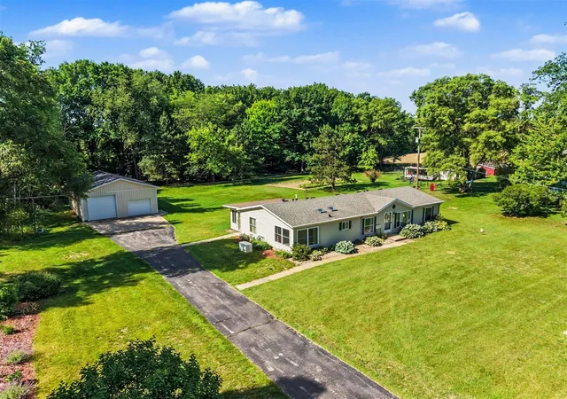 Homes for sale in Cedar Springs, MI | 342 W Cherry St, Cedar Springs, MI 49319 | MLS# 70541303