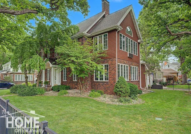 Homes for sale in Owosso, MI | 721 Lee St, Owosso, MI 48867 | MLS# 50212147