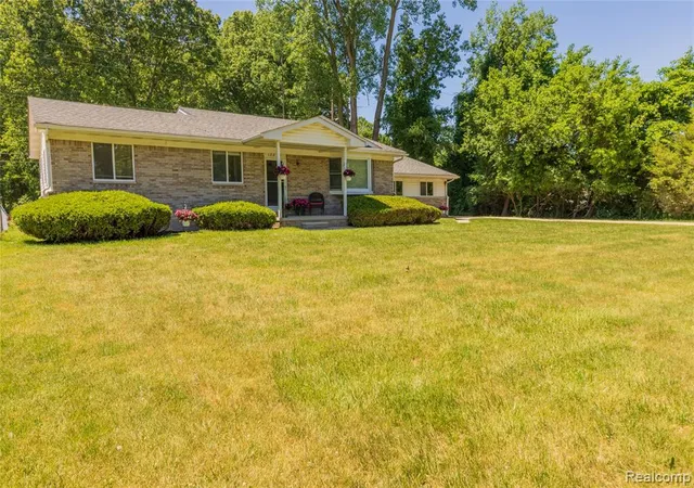 Homes for sale in Romulus, MI | 13390 Cogswell St, Romulus, MI 48174 | MLS# 61001265