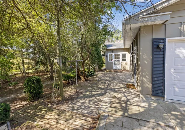 Photo 3 of Single family home for sale at 2491 W Dickerson Rd, Unionville, MI 48767 | MLS# 70494678 | Listing updated on 2025-10-14
