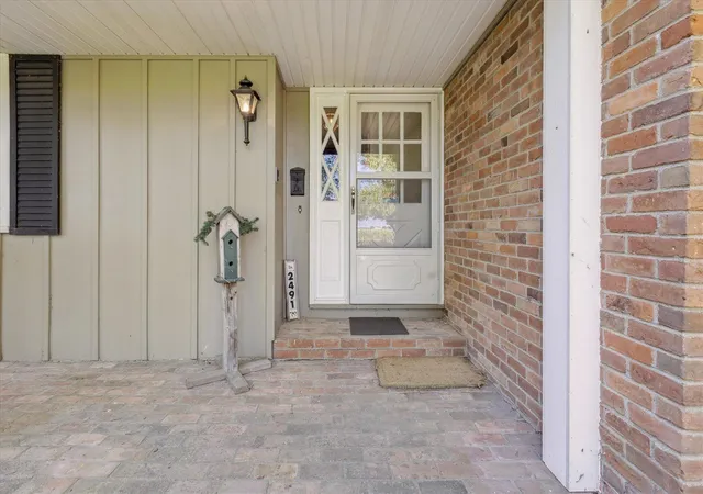 Photo 4 of Single family home for sale at 2491 W Dickerson Rd, Unionville, MI 48767 | MLS# 70494678 | Listing updated on 2025-10-14