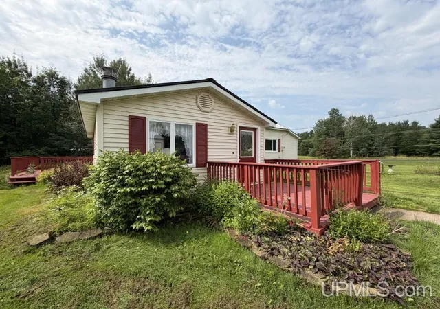 Photo 2 of Single family home for sale at 16237 Mcgillan St, Baraga, MI 49908 | MLS# 50216592 | Listing updated on 2026-09-01
