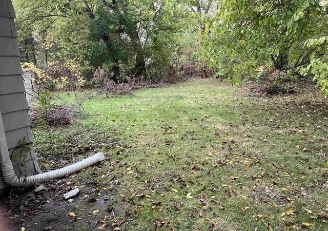 8th image of 1324 Earlmour Blvd, Flint, MI 48506 | MLS# 50192335