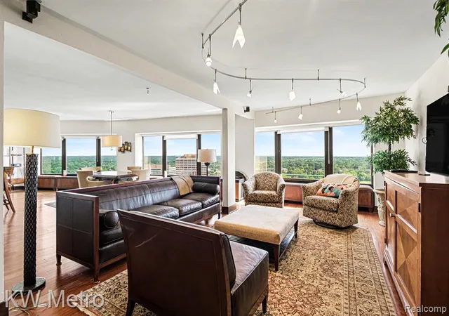 Homes for sale in Southfield, MI | 5000 Town Ctr #2906, Southfield, MI 48075 | MLS# 61003194