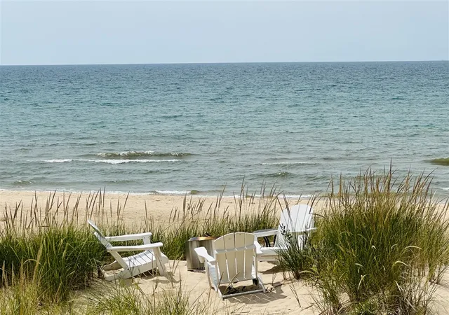 3rd image of 143 S Lighthouse Dr, Mears, MI 49436 | MLS# 70553369