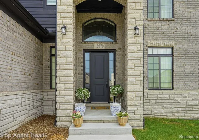 45th image of 19870 Joy Dr, Macomb, MI 48042 | MLS# 61020726