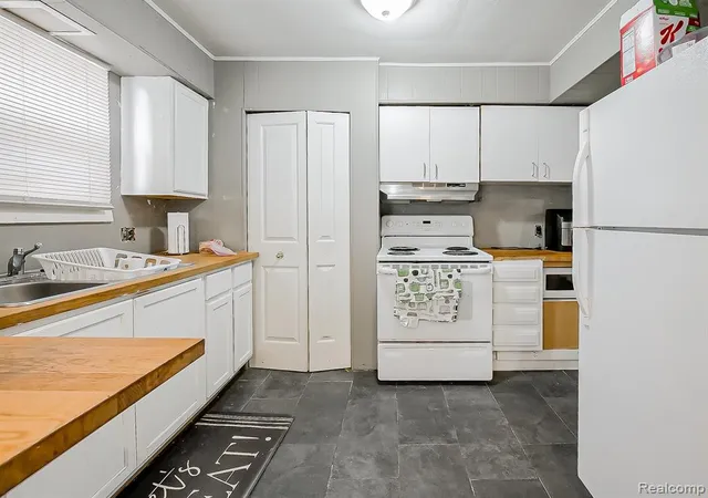 4th image of 13551 Penrod St, Detroit, MI 48223 | MLS# 60984261