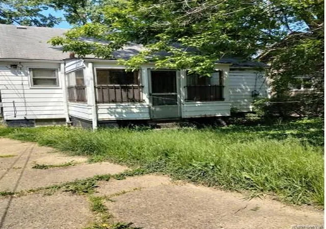 Photo 2 of Single family home for sale at 9574 Cheyenne St, Detroit, MI 48227 | MLS# 61010295 | Listing updated on 2026-08-03