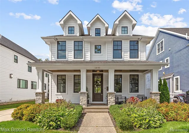 Photo 1 of Single family home for sale at 1840 Washington Blvd, Birmingham, MI 48009 4161 | MLS# 61024136 | Listing updated on 2026-09-01