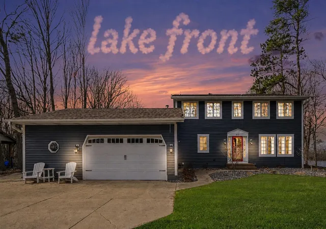 Homes for sale in Fremont, MI | 415 Vista Ln, Fremont, MI 49412 | MLS# 70520616